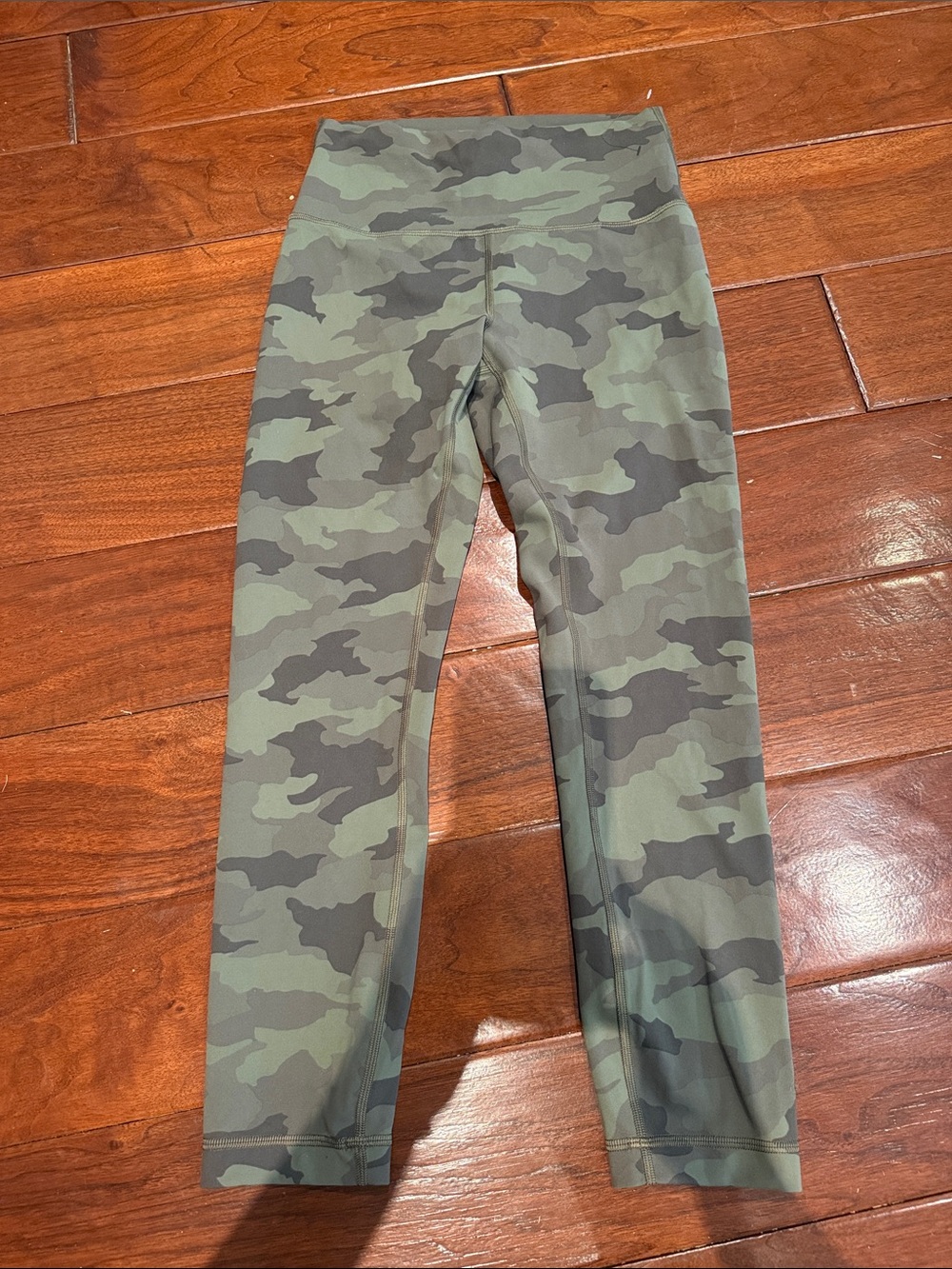 Lululemon Align HR Pant Nulu Size 6 Heritage 365 Camo Green Twill
